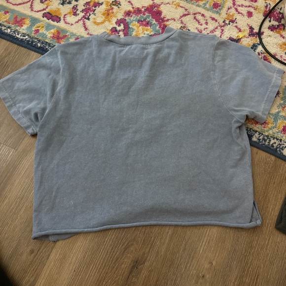 Brandy Melville Light Gray T-Shirt - Picture 3 of 3